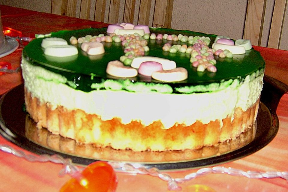 Waldmeistertorte