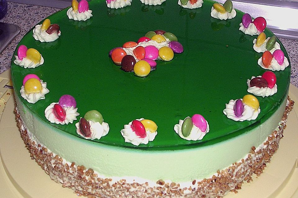 Waldmeistertorte