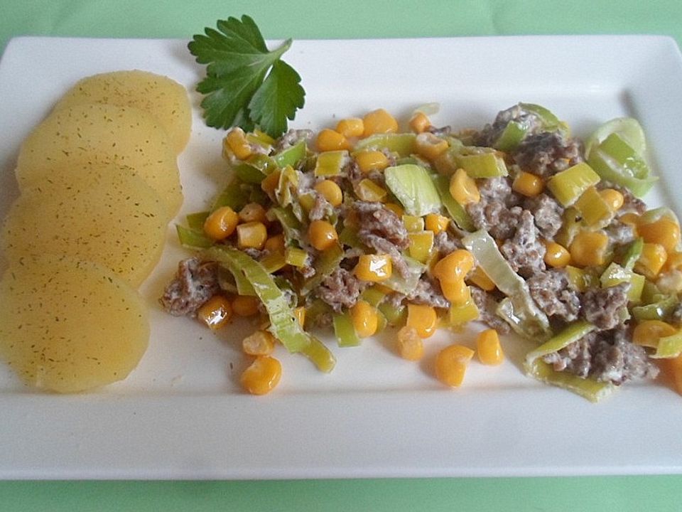 Hack - Porree - Mais - Pfanne mit Schmand à la Manu von jolinchen98 ...