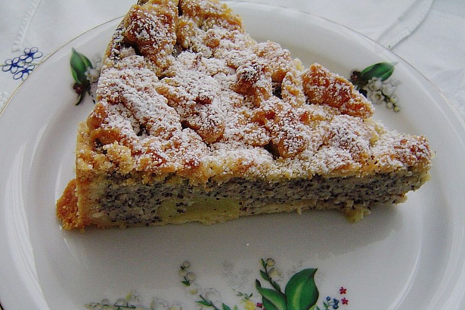 Mohn - Streusel  mit Pudding und Mandarinen