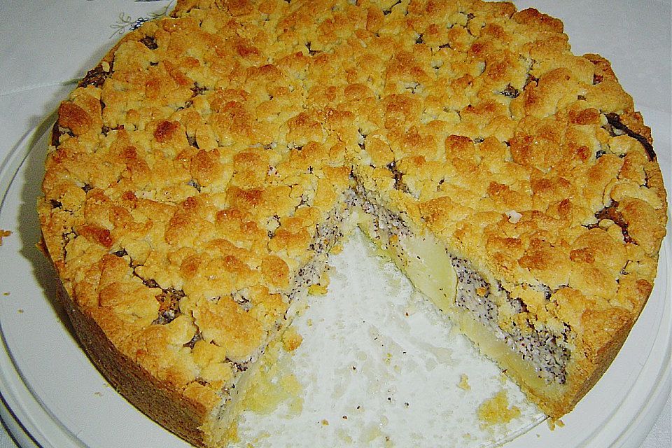 Mohn - Streusel  mit Pudding und Mandarinen