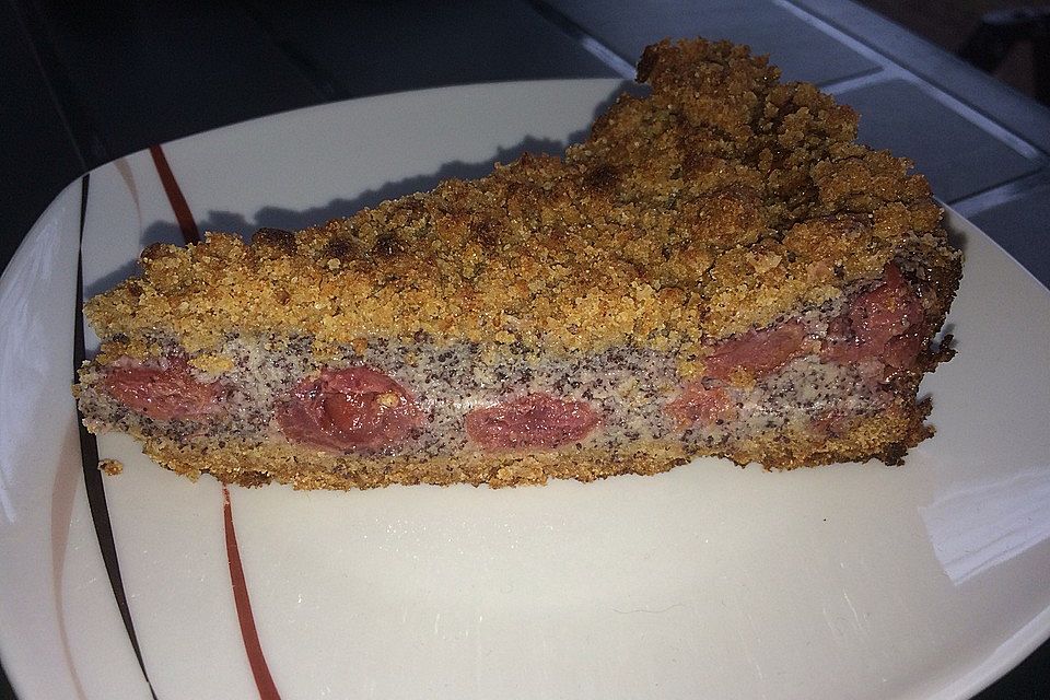 Mohn - Streusel  mit Pudding und Mandarinen