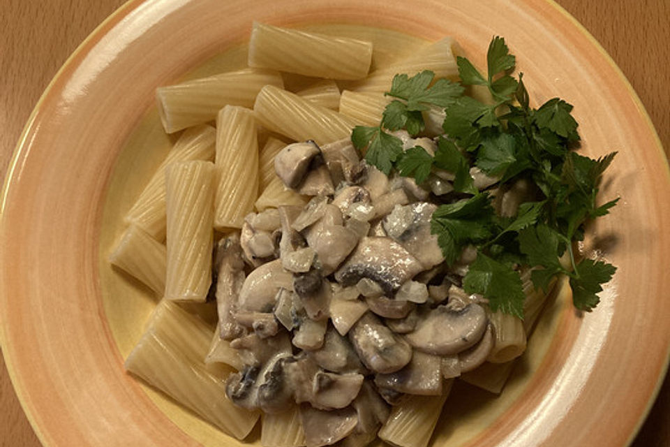 Champignons in Gorgonzola Sauce