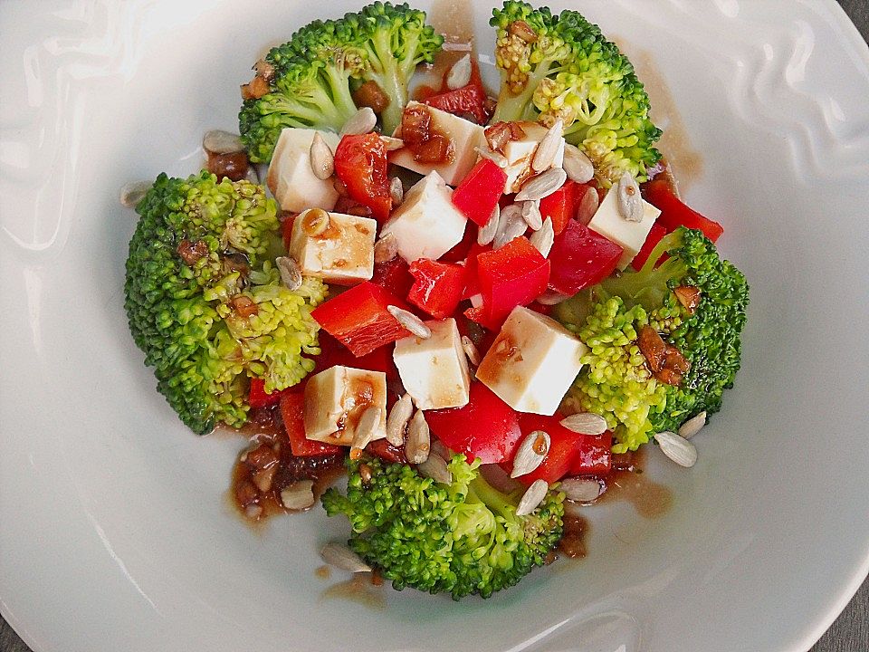Brokkoli - Salat mit Schafskäse von souzel| Chefkoch