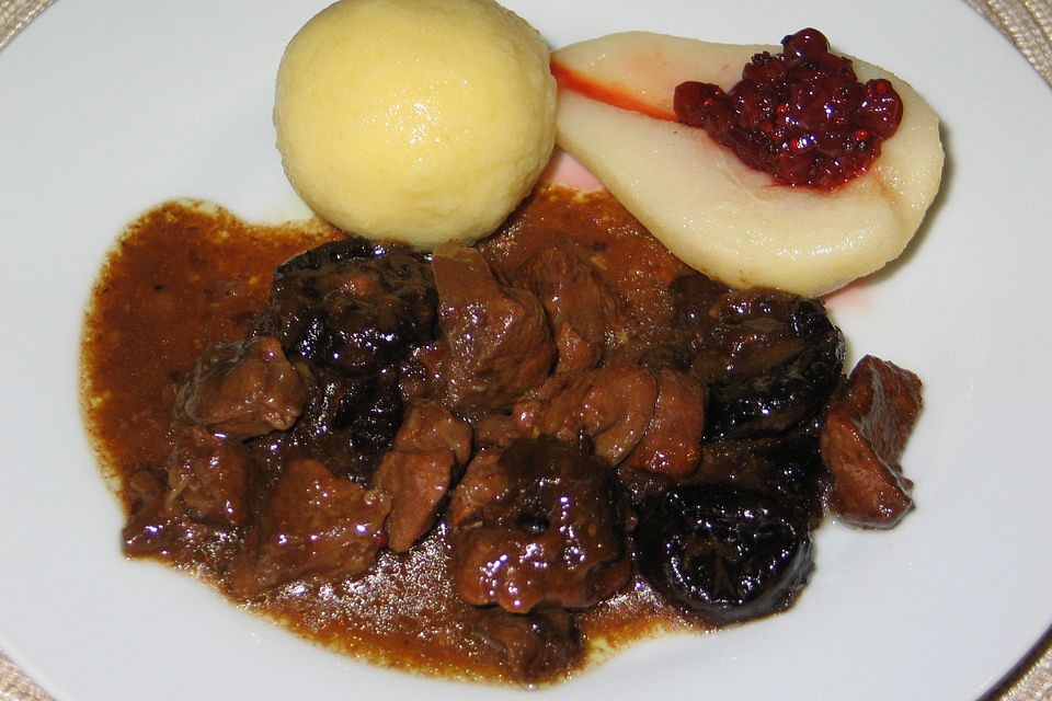 Hirschgulasch Förster Art