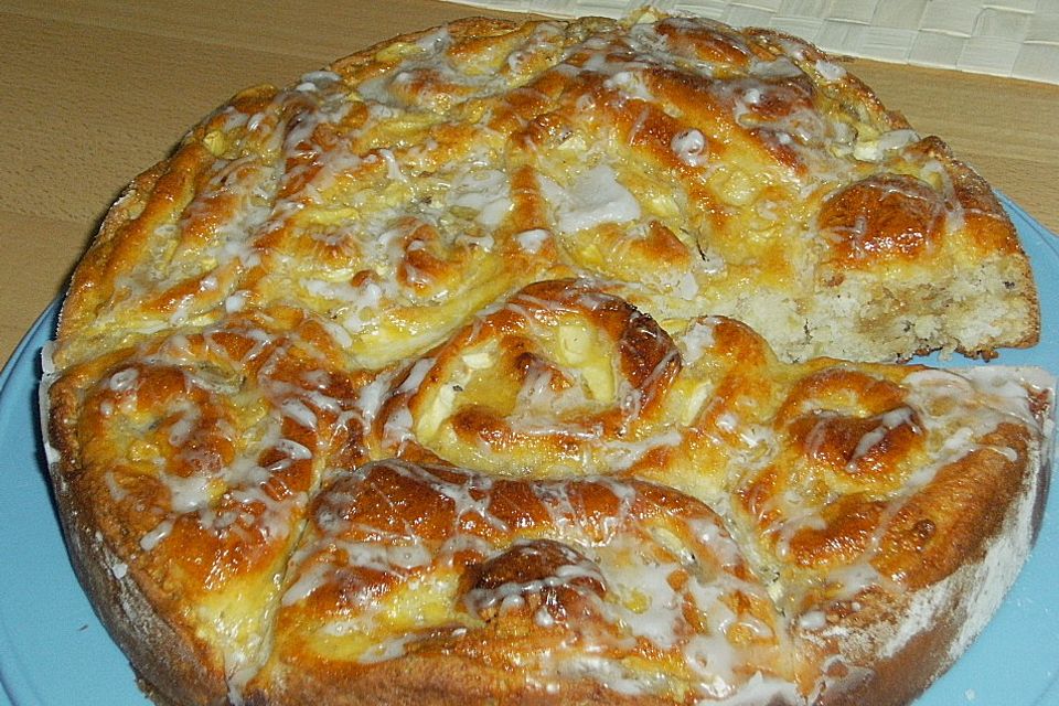 Apfel - Marzipan - Kuchen