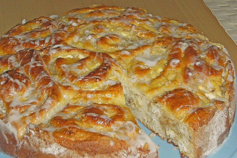 Apfel - Marzipan - Kuchen