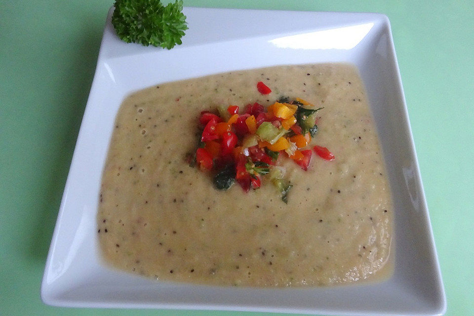 Kiwi - Gurke Gazpacho