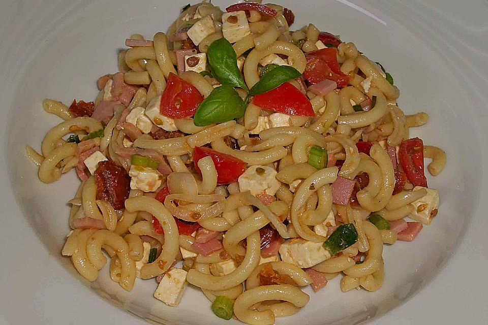 Italienischer Nudelsalat