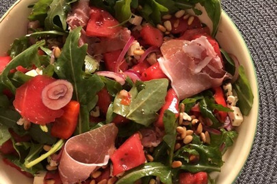 Melonen - Salat mit Rucola und Parmaschinken