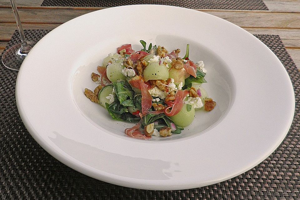 Melonen - Salat mit Rucola und Parmaschinken