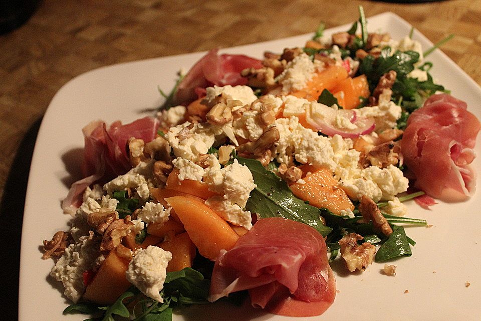 Melonen - Salat mit Rucola und Parmaschinken