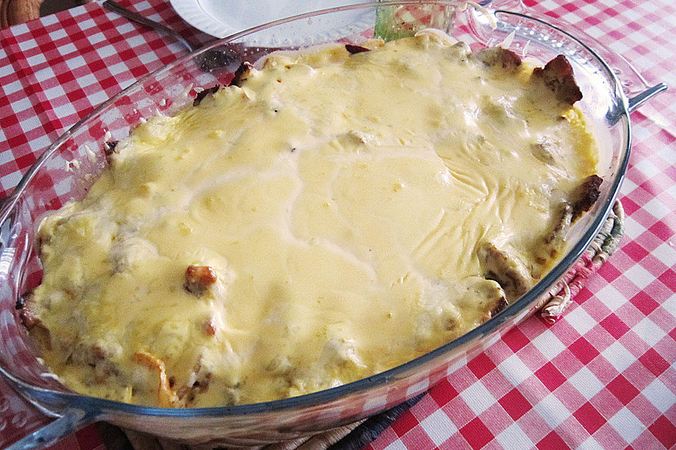 Gyrosauflauf mit Sauce Hollandaise