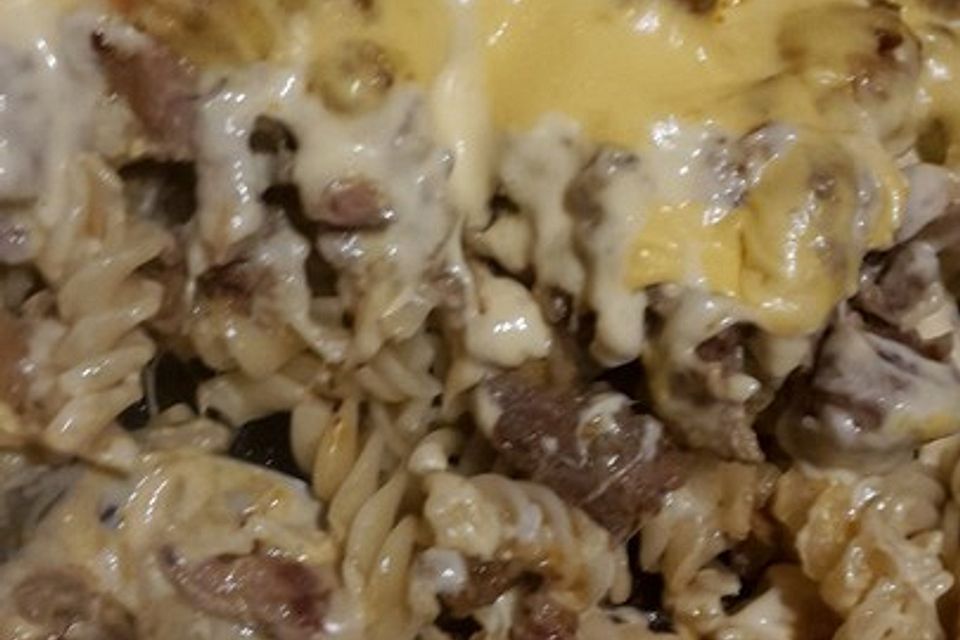 Gyrosauflauf mit Sauce Hollandaise