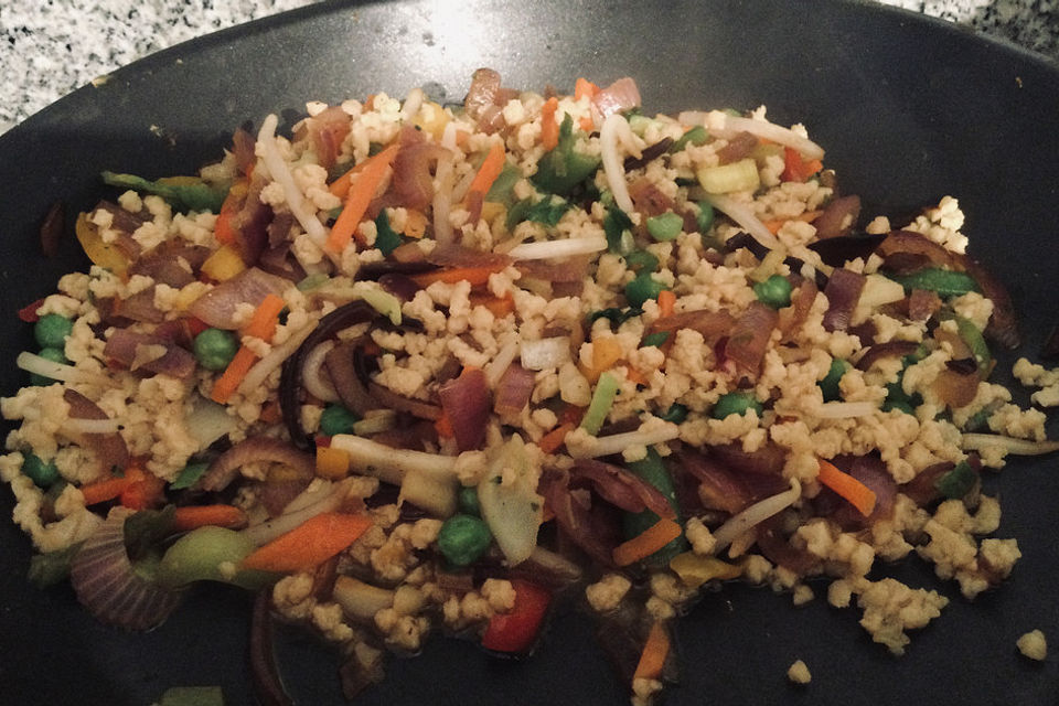 Couscous mit Gartengemüse
