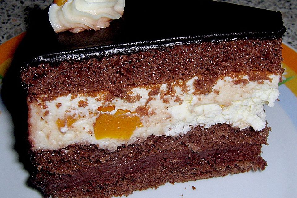 muudas schokoladige Pfirsichtorte