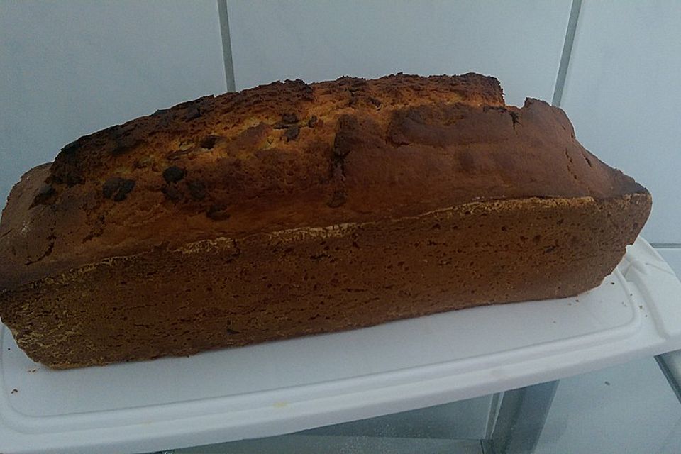 Rührkuchen mit Mandeln und Schokolade