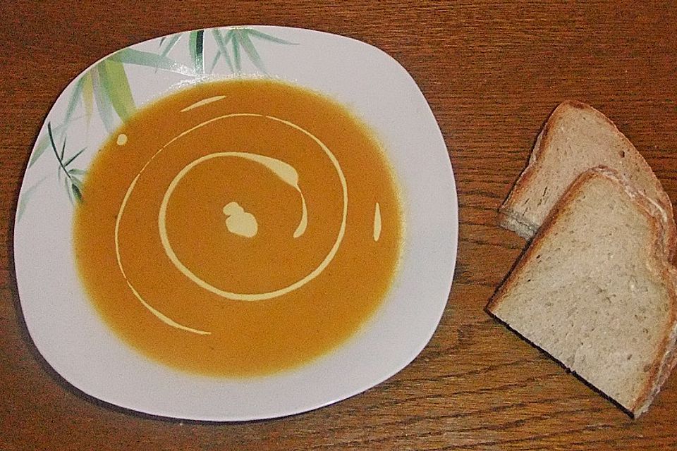 Kartoffel-Karotten-Senf-Suppe