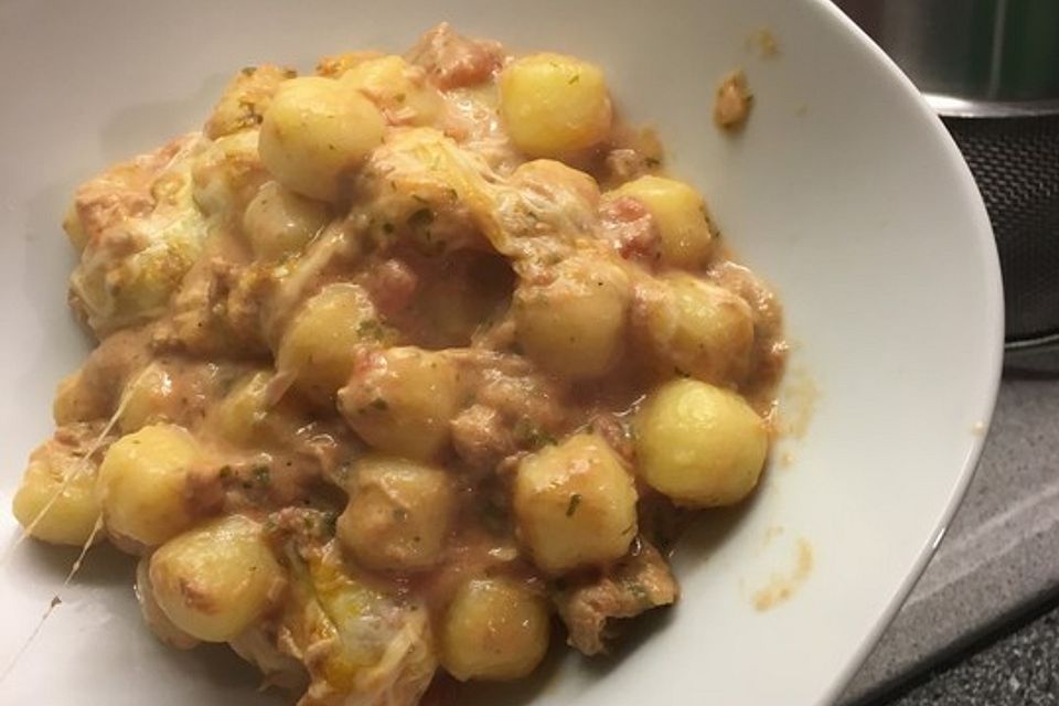 Gnocchi-Thunfisch-Auflauf