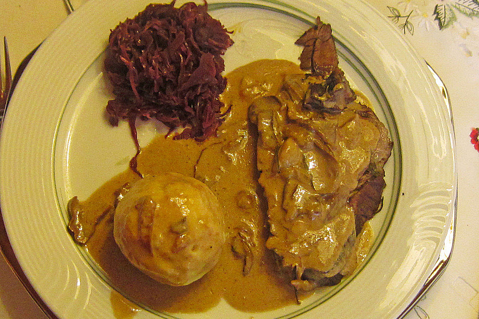 Rosmarin - Schmorbraten mit Steinpilzsauce