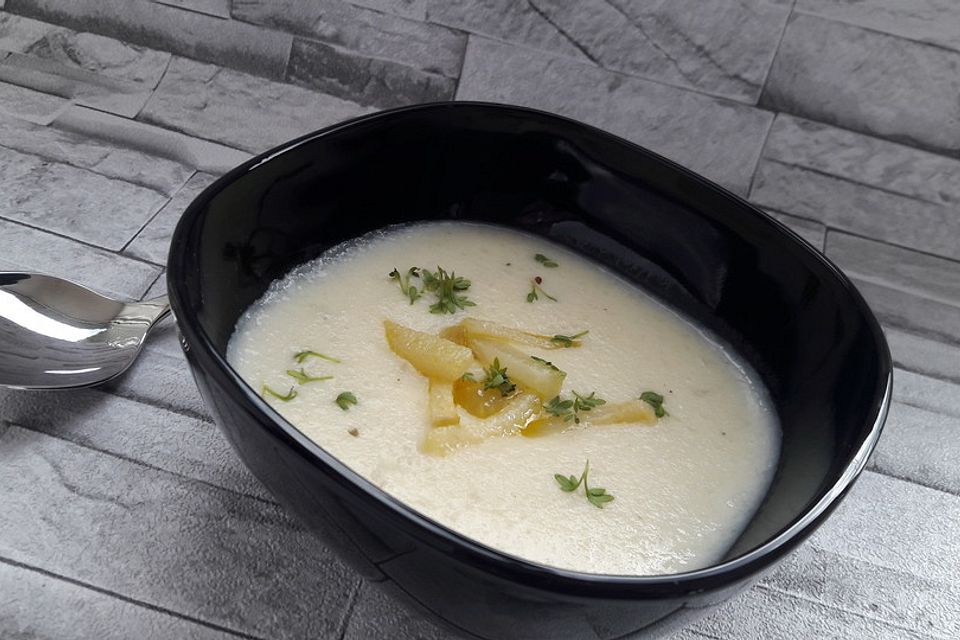 Kohlrabicremesuppe