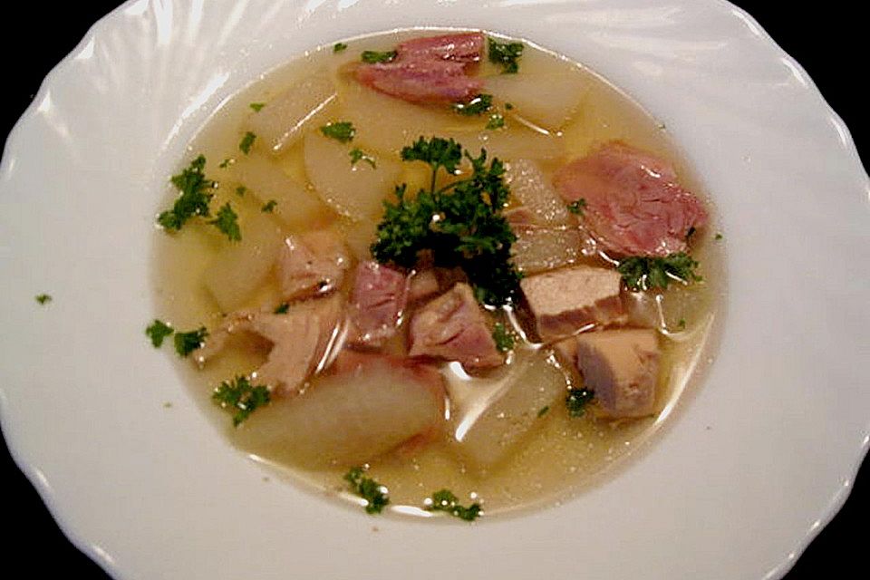 Hühner - Kohlrabi - Suppe