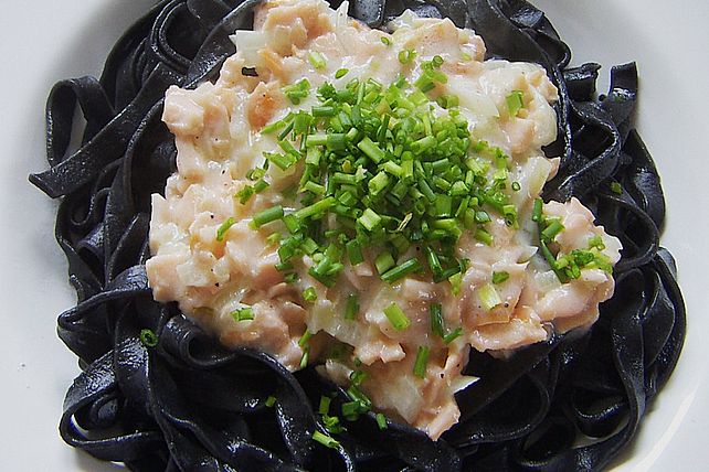 Nudeln mit Lachssoße von Windlerche| Chefkoch