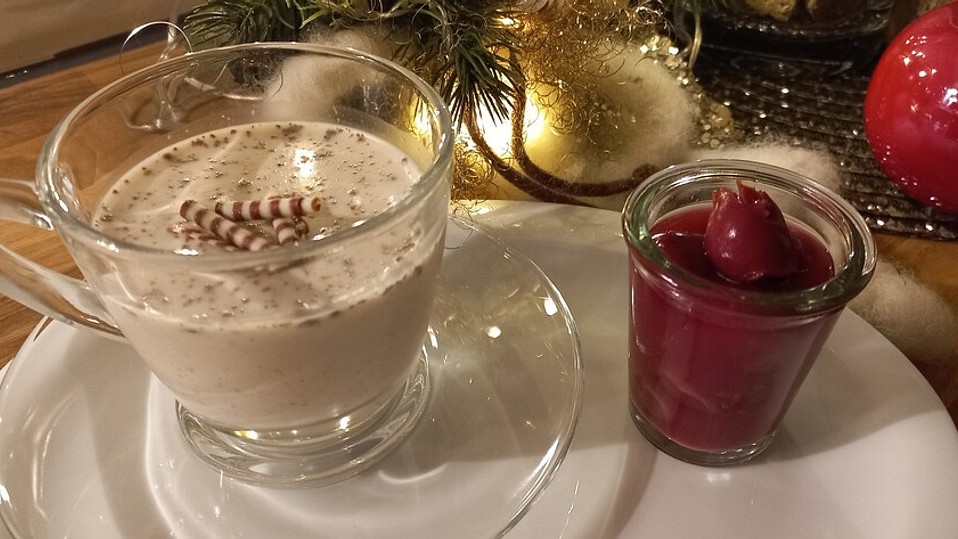 Kokos Panna Cotta mit Erdbeerpüree von ufaudie58