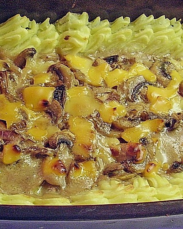 Kartoffelpüree - Auflauf mit Champignons und Käse