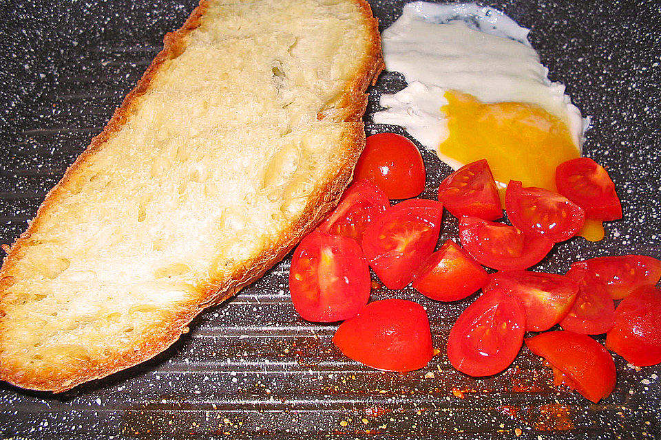 Spiegelei - Tomaten - Snack