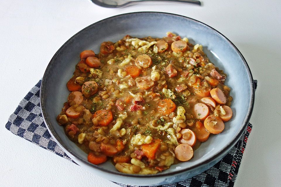 Linsensuppe aus dem Schnellkochtopf mit Balsamicoessig