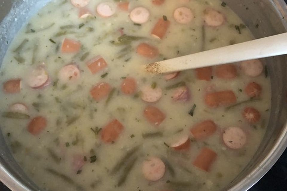 Rheinische Bohnensuppe