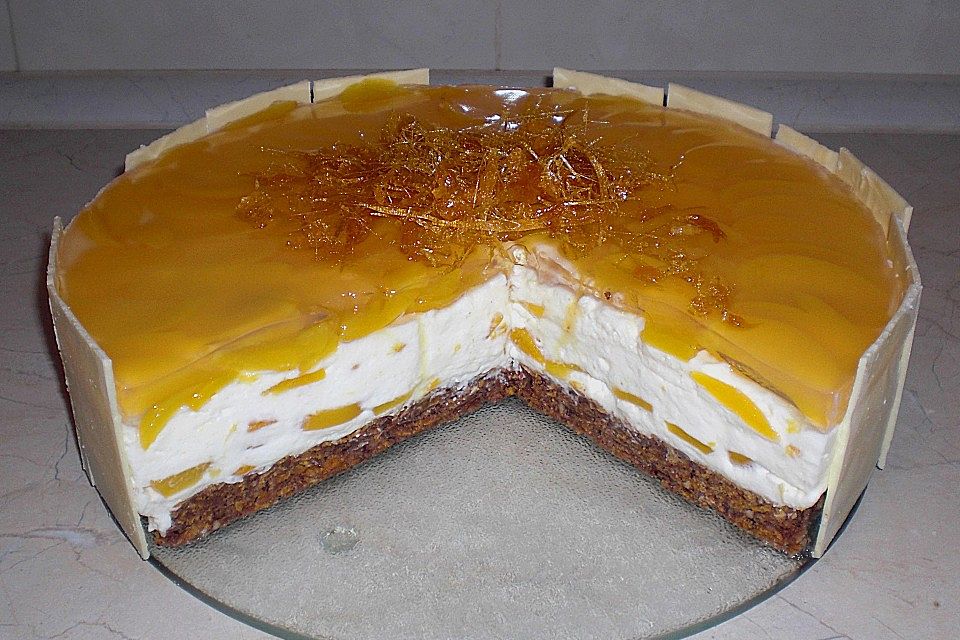 Pfirsichtorte mit Cornflakes - Schokoboden