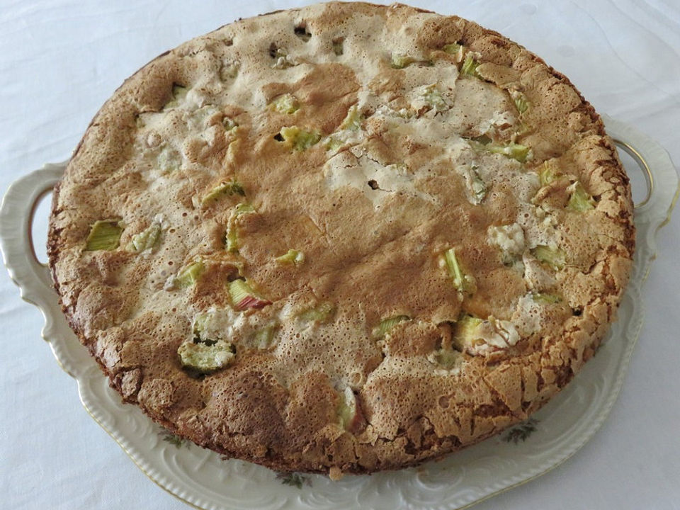 Rhabarberkuchen mit Baiser à la Oma von oma75| Chefkoch