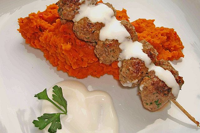 Lammhack - Spieße mit orientalischem Kürbisgemüse von bushcook| Chefkoch