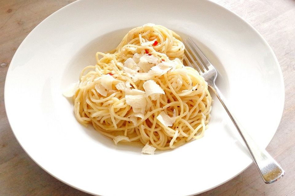 Spaghetti all' aglio, olio e peperoncino à la Alex