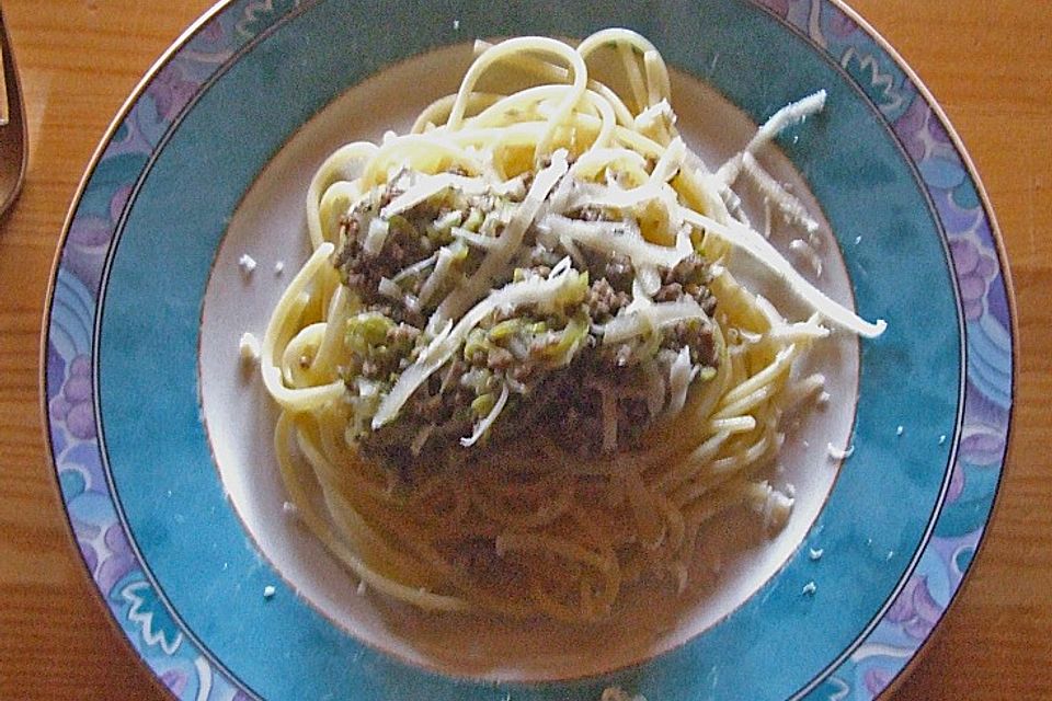 Zucchini - Spaghetti mit Hackfleisch