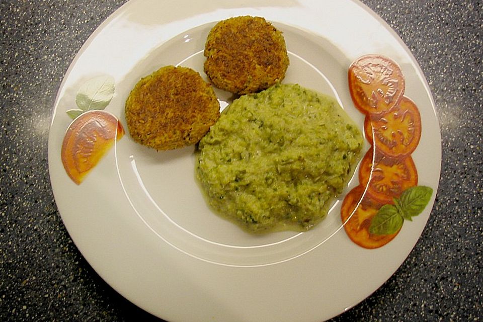 Pastinakenbratlinge mit Wirsingpüree Pastinakenbratlinge mit Wirsingpüree