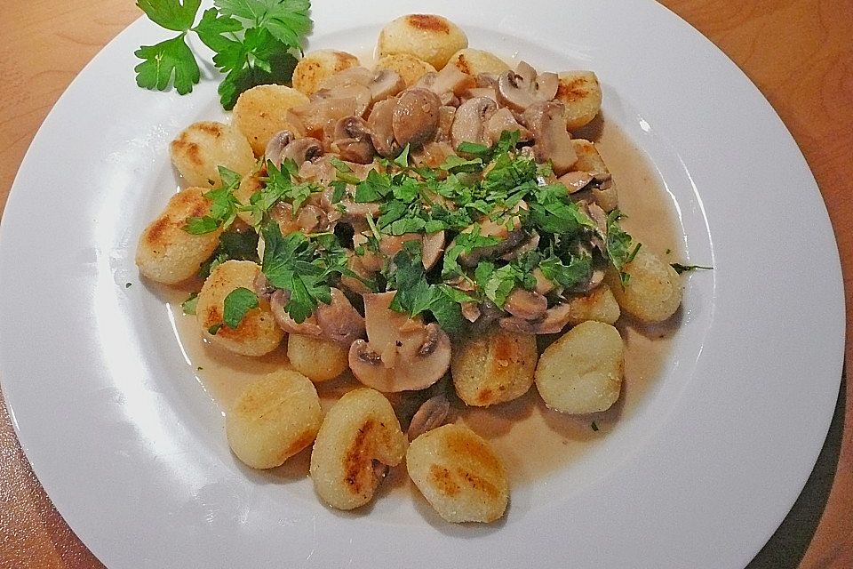 Gnocchi mit Champignons