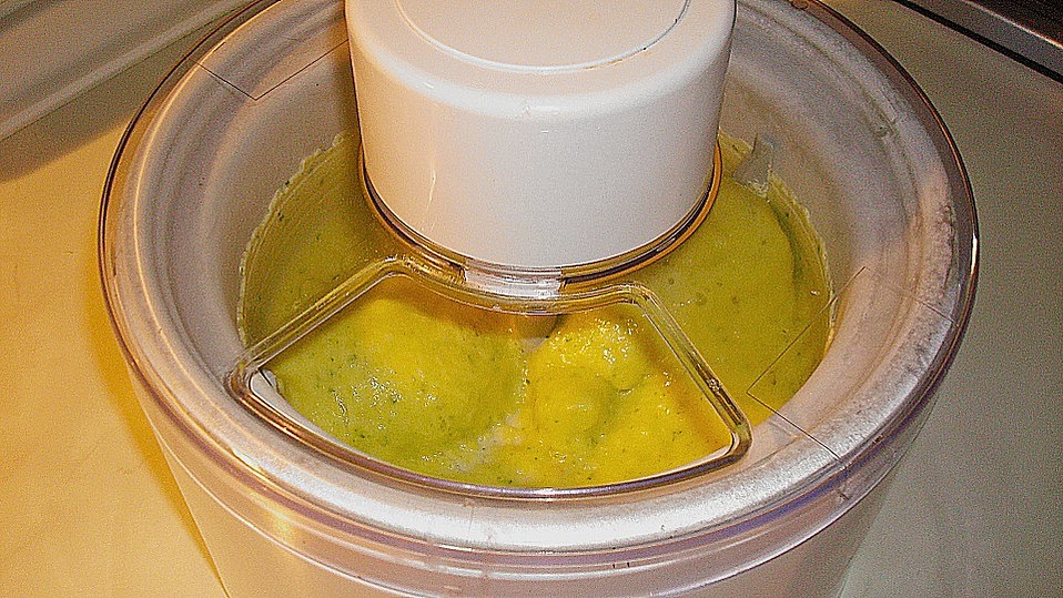 Ananas-Basilikum-Sorbet von bushcook Ananas-Basilikum-Sorbet von bushcook