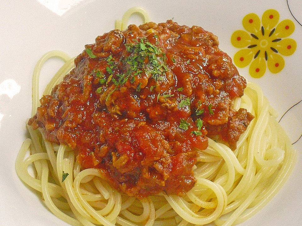 Spaghetti mit scharfer Soße Bolognese von Angymausal| Chefkoch