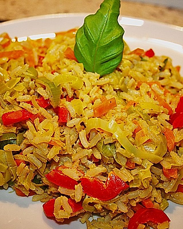 Fruchtige Curry - Reis - Pfanne mit Frischkäse