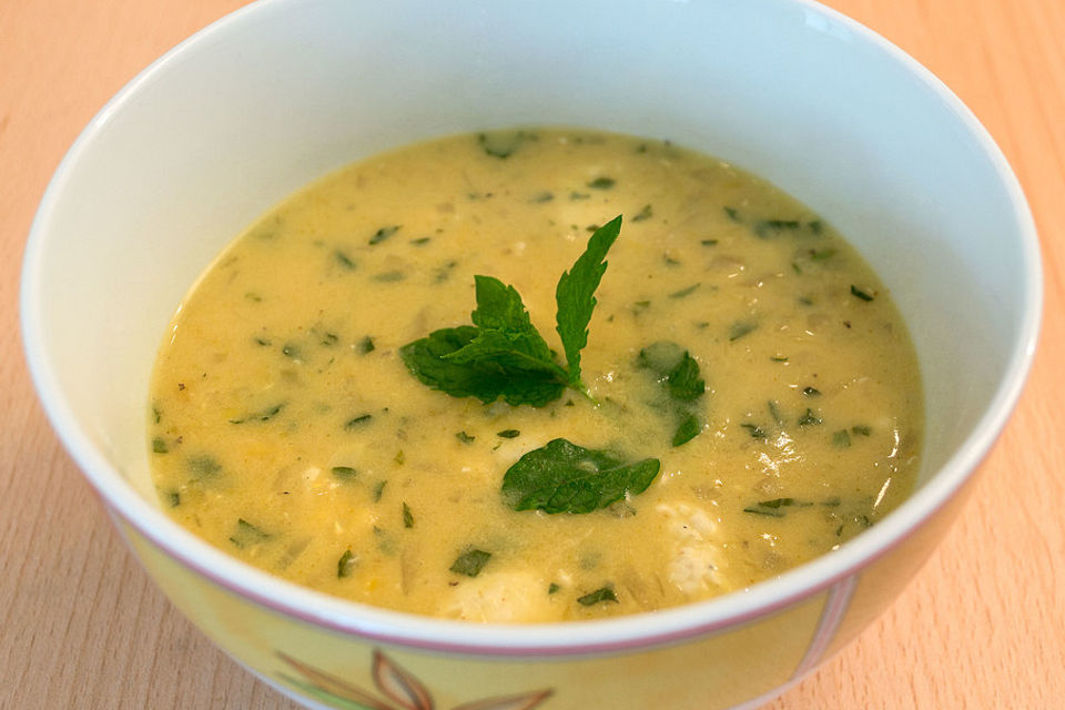 Rote Linsensuppe mit Cumin - Hackbällchen