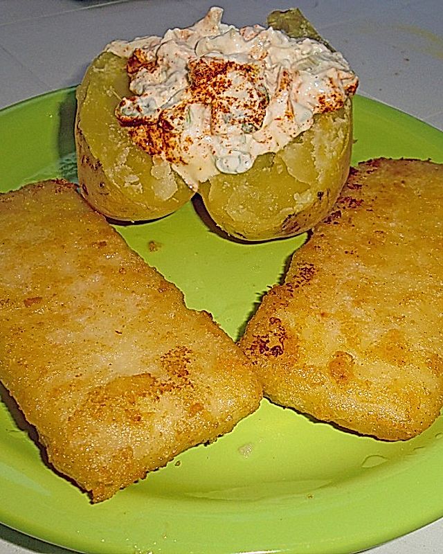 Fischfilet und Ofenkartoffel mit Quark - Blauschimmel - Käsefüllung