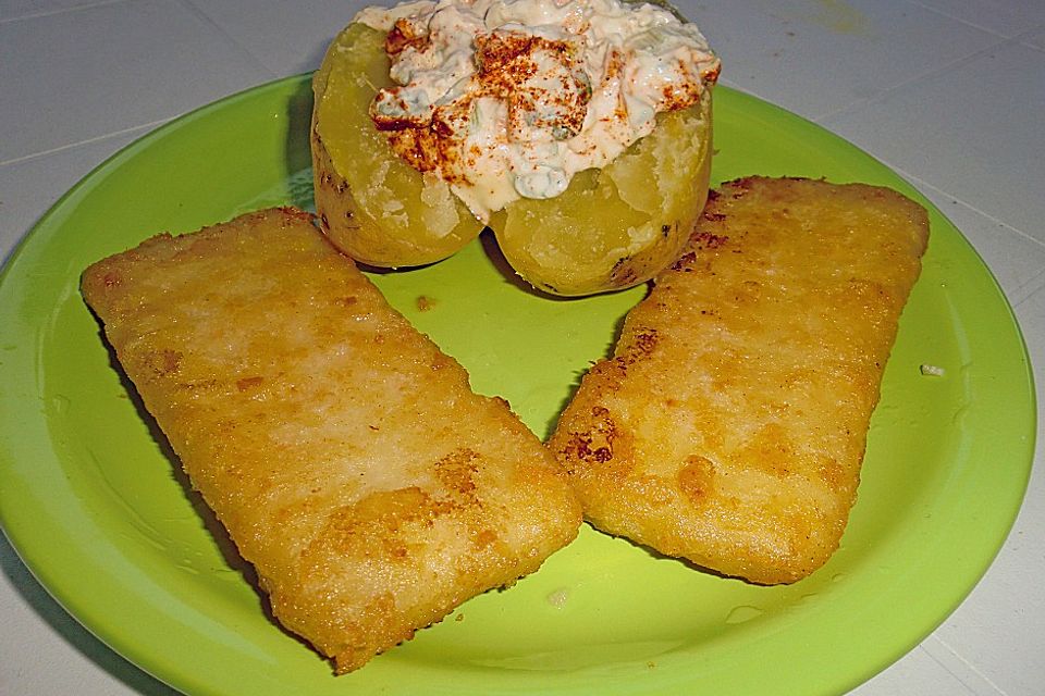 Fischfilet und Ofenkartoffel mit Quark - Blauschimmel - Käsefüllung