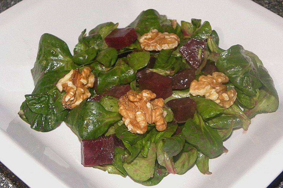 Feldsalat mit Roter Bete