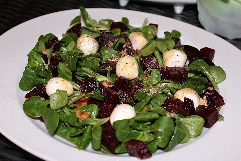 Feldsalat mit Roter Bete