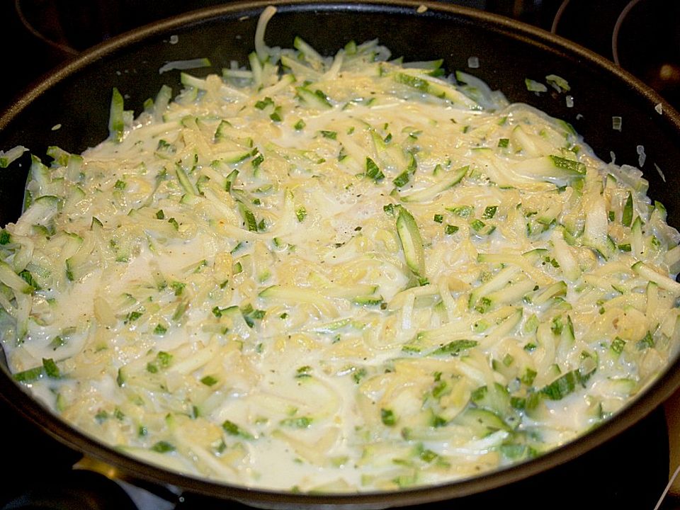 Zucchini Nudelsauce von blume1972 Chefkoch