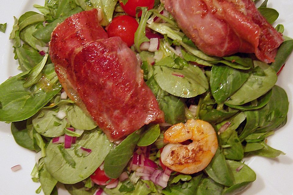 Saltimbocca vom Seeteufel an Rapunzelsalat