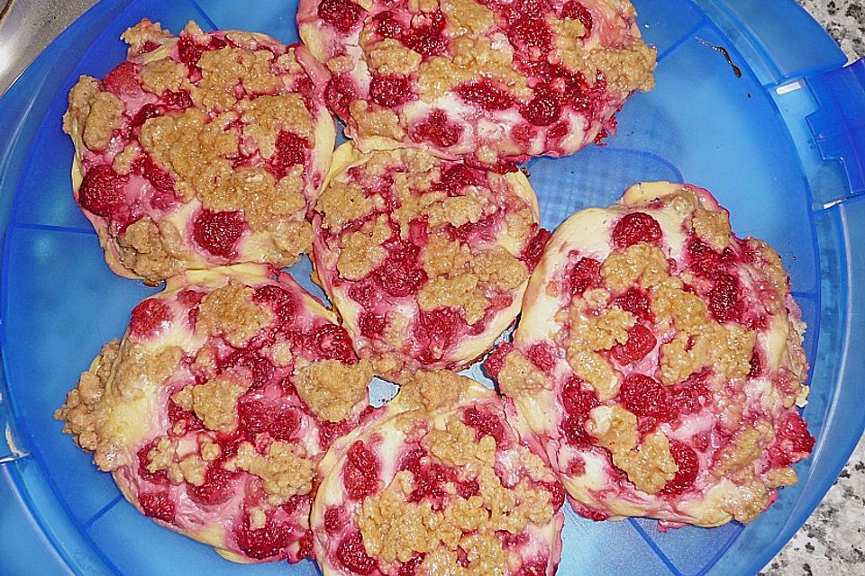 Beeren - Streusel - Teilchen